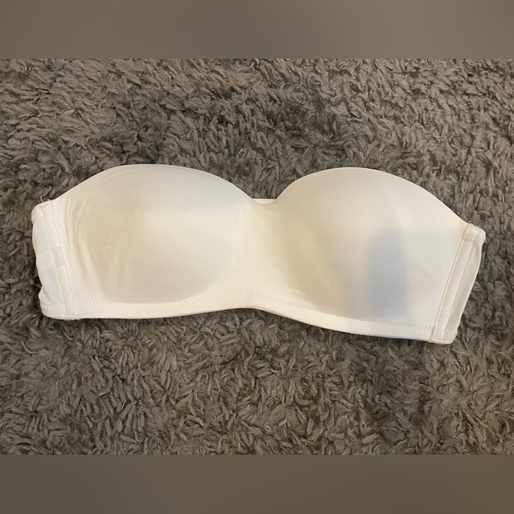 Pink strapless bra